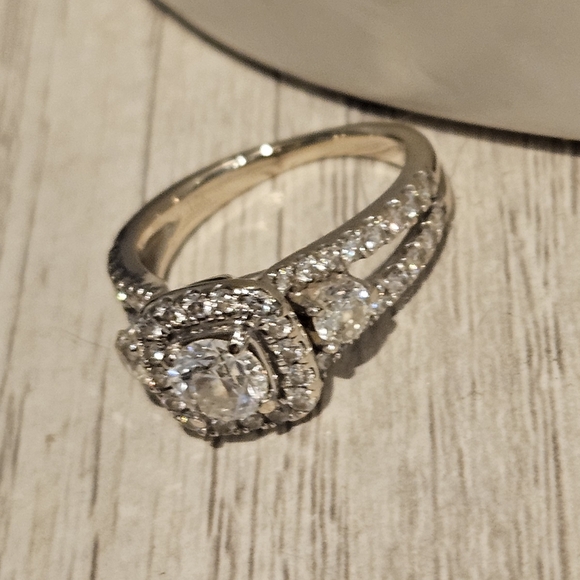 ESTATE SALE Certified Celebration Ring 14KT w/ 51 Diamonds-Engagement-Sz 6.5 - Picture 7 of 13